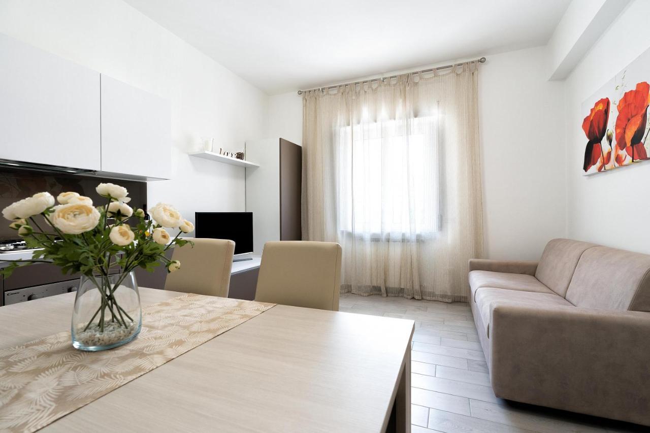 Giselle Apartments Maiori - Amalfi Coast Bagian luar foto