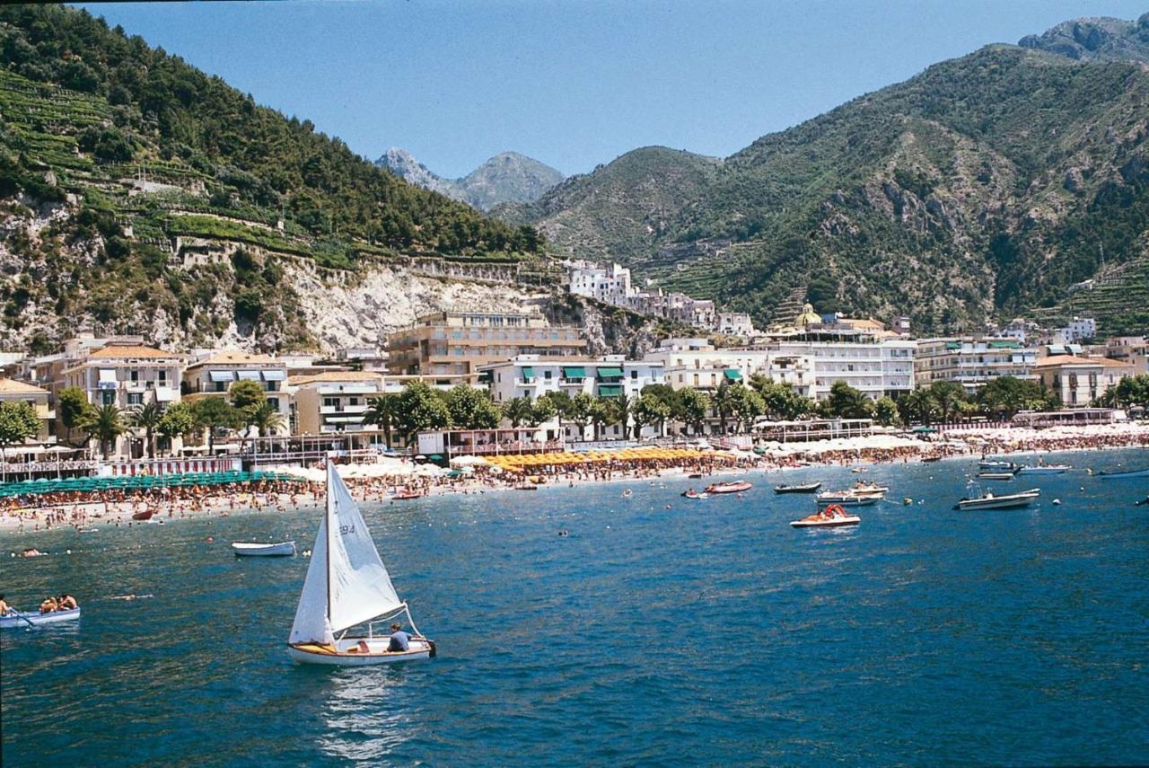 Giselle Apartments Maiori - Amalfi Coast Bagian luar foto
